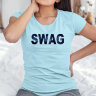 Женская футболка с надписью SWAG
