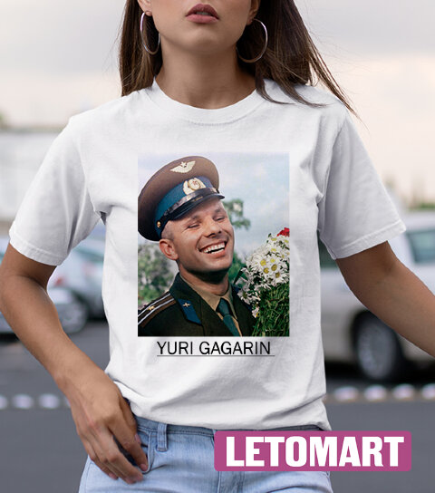 Женская Футболка принт с фото Гагарина